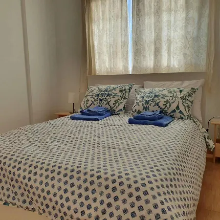 Open Views Apartment *